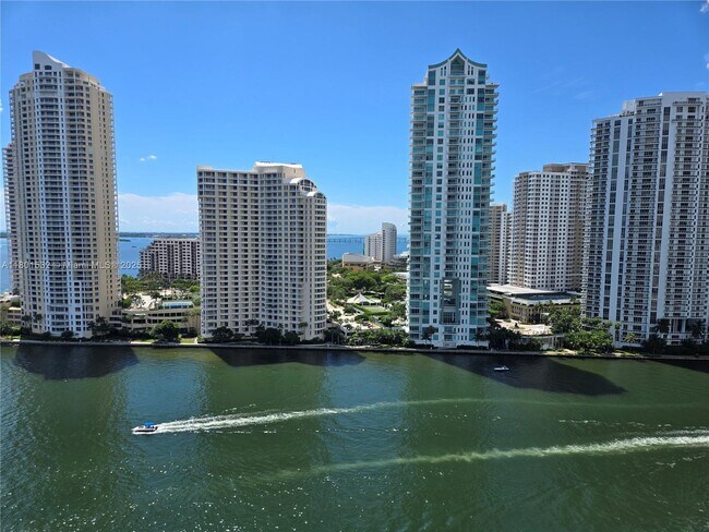 Building Photo - 335 S Biscayne Blvd