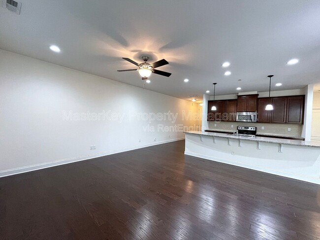 Building Photo - 152 Alamosa Pl