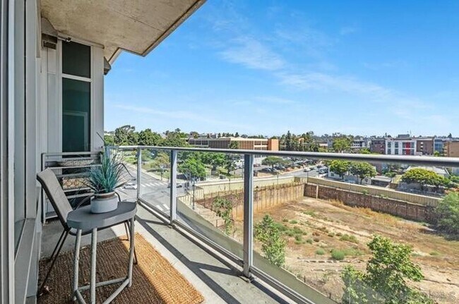 Building Photo - Stylish East Village Studio | Rooftop Amenities | Flexible Lease Options