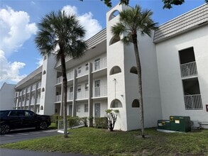 Building Photo - 8135 Sunrise Lakes Blvd