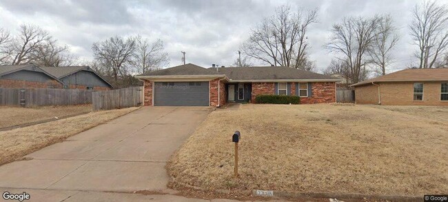 Building Photo - 1716 S August St