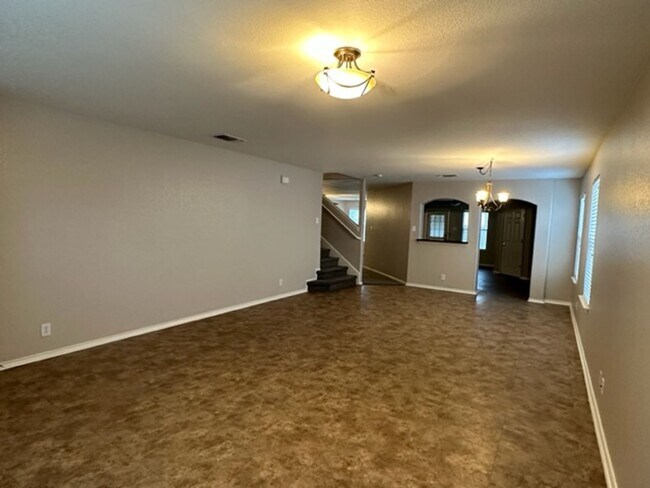 Building Photo - 2111 Red Rock Xing