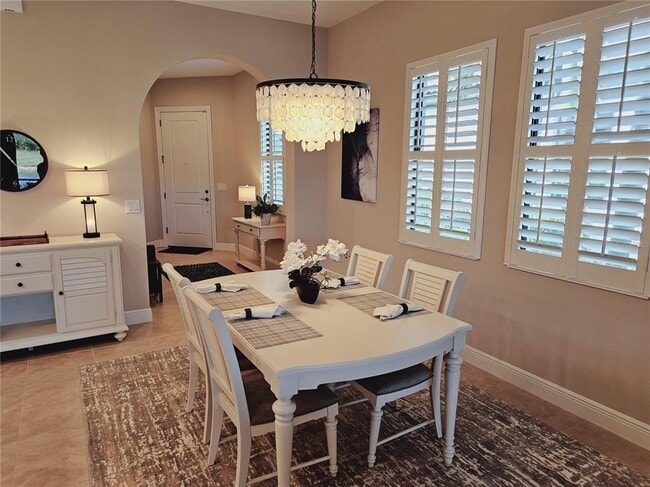 Building Photo - 10468 Crooked Crk Dr