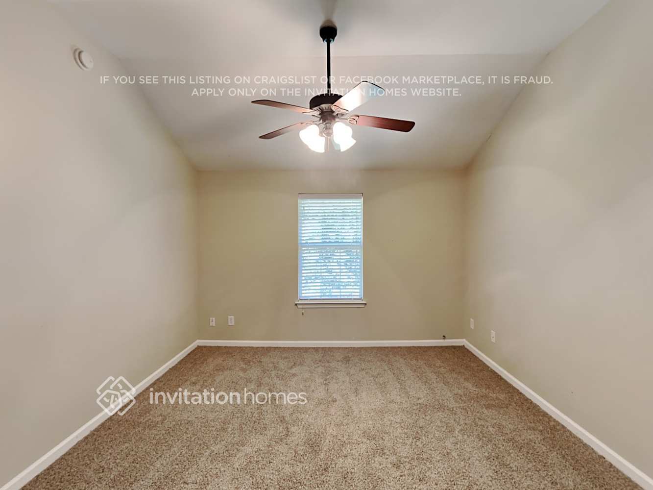 Building Photo - 114 Hidden Creek Dr