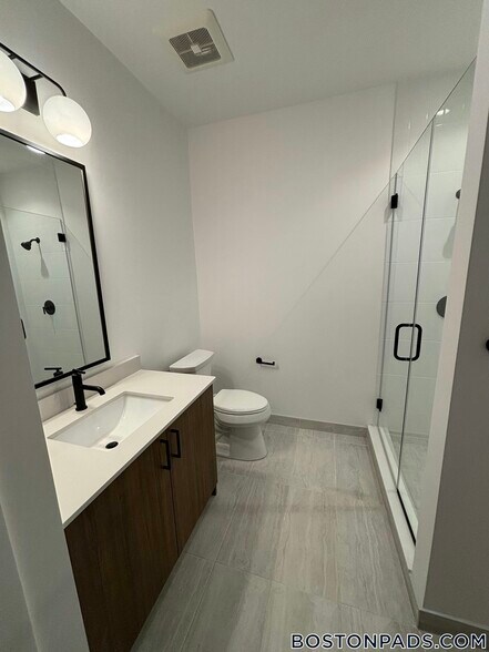 Building Photo - 199 Gardner St