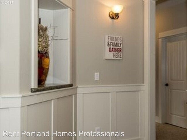 Building Photo - 3 br, 2.5 bath House - 17440 SW Cricket Court