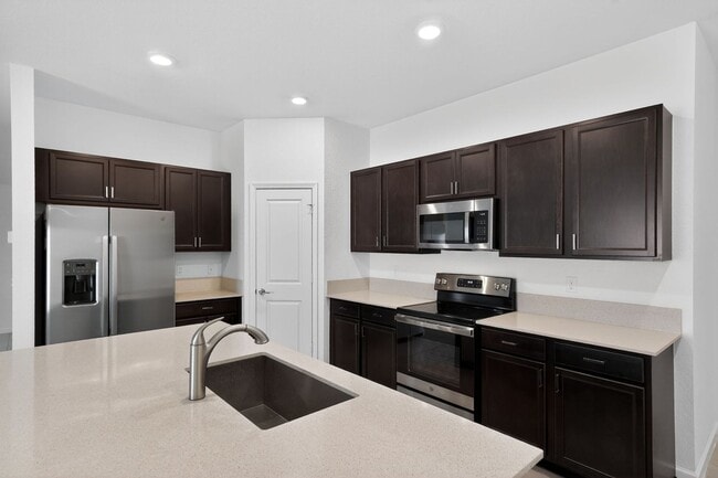 Building Photo - Modern home in Bent Creek Community