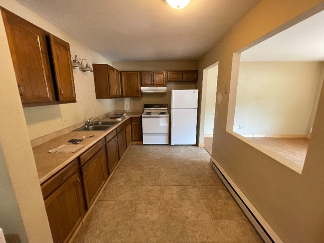 Building Photo - 103 Onarga Ave