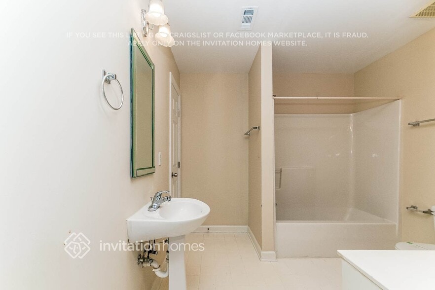 Building Photo - 4501 Olde Stream Ct