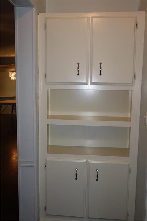 Building Photo - 153 Woodway Dr
