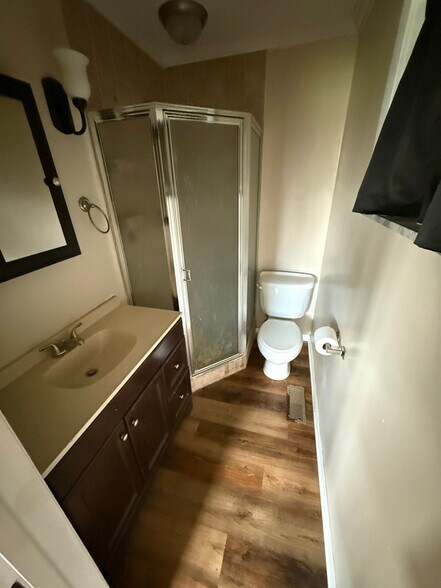 Building Photo - 108 Brownstone Dr