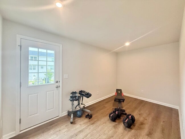 Building Photo - Newly Built 3BD, 2.5BA Wendell Townhome in an HOA Community with Amenities