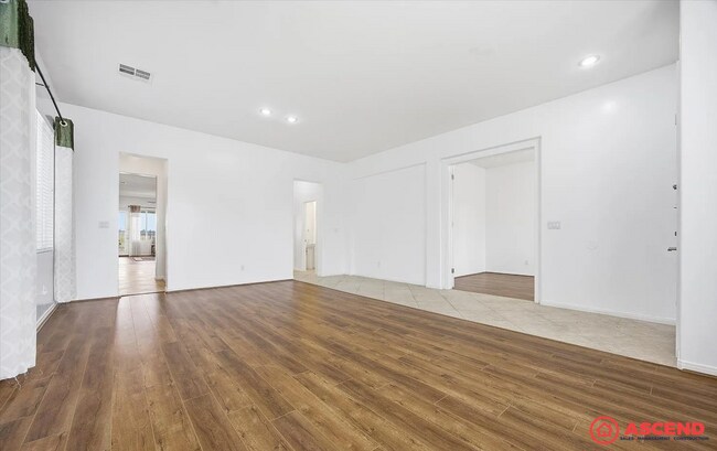 Building Photo - 5406 Pelican Hill Dr