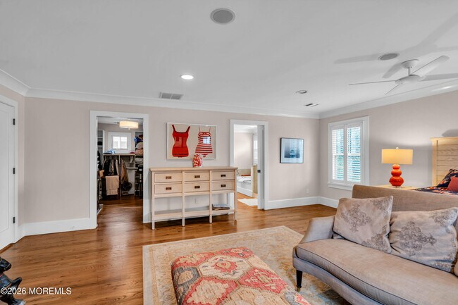 Building Photo - 513 Morris Ave