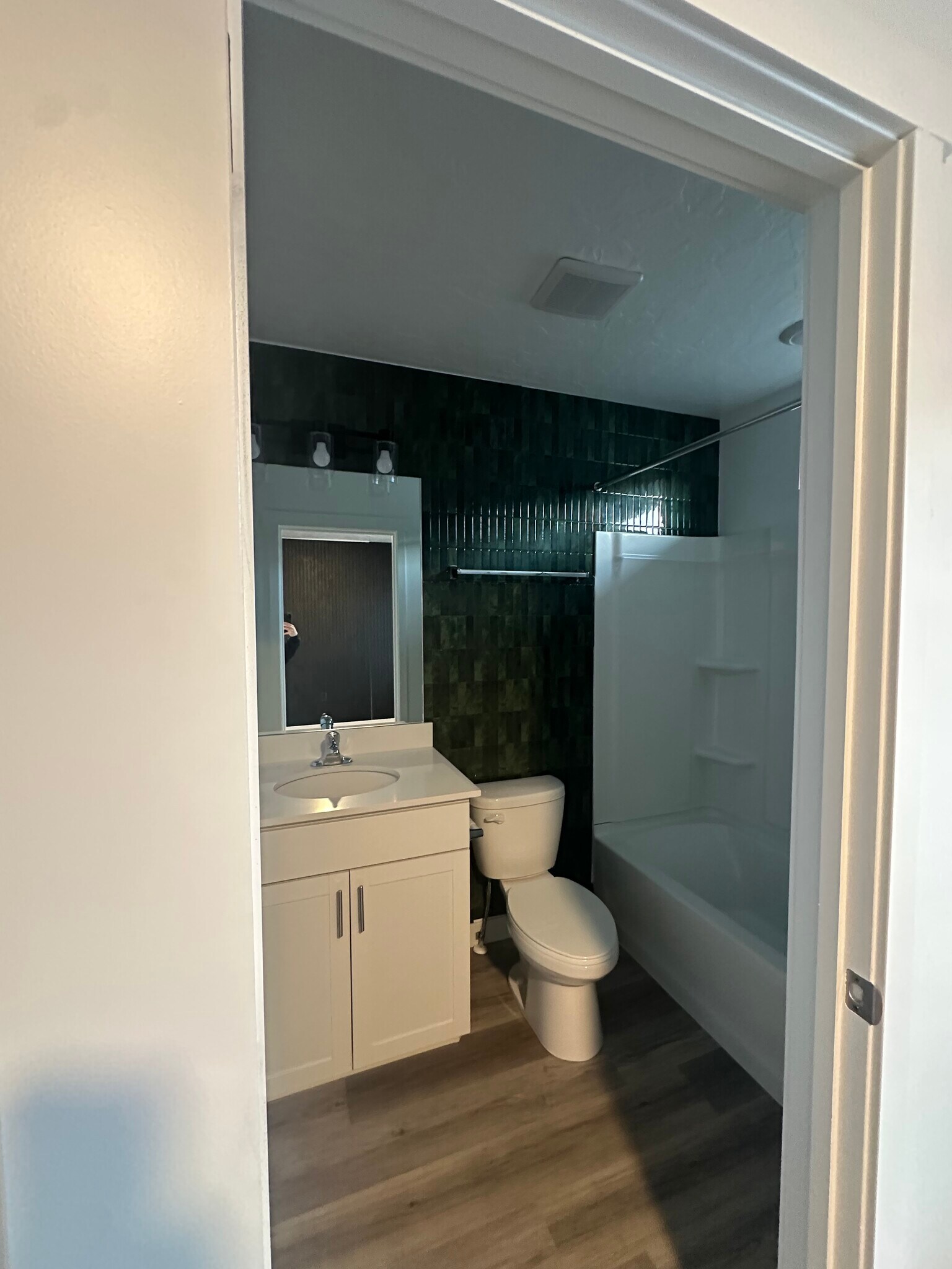 Building Photo - 1146 W 340 S