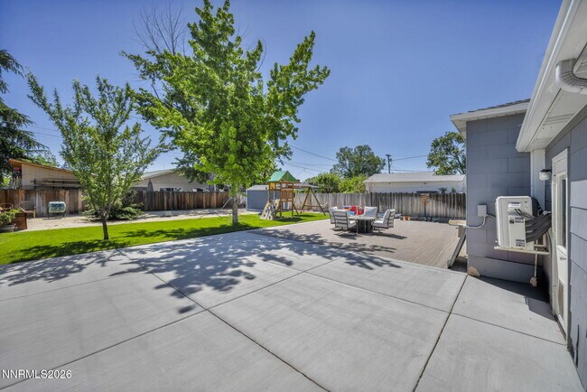 Building Photo - 620 Belgrave Ave