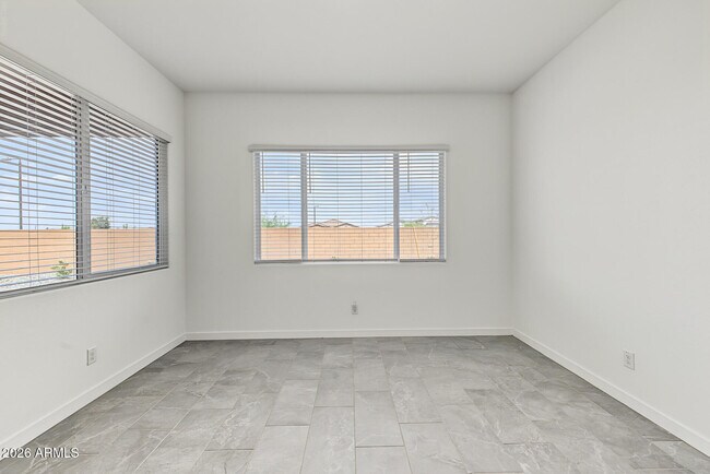 Building Photo - 9654 W Mitchell Dr