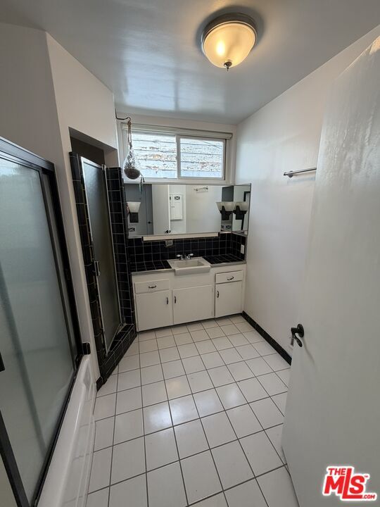 Building Photo - 10470 Lorenzo Pl