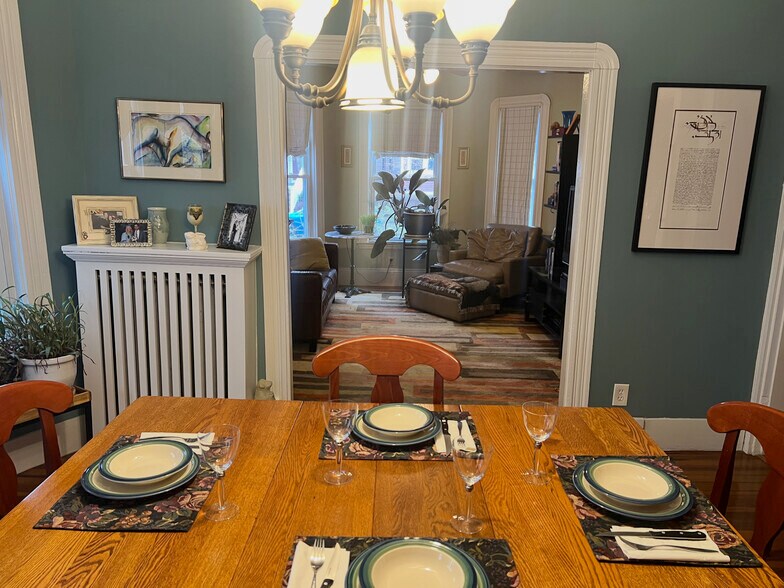 Building Photo - 85 Lexington Ave