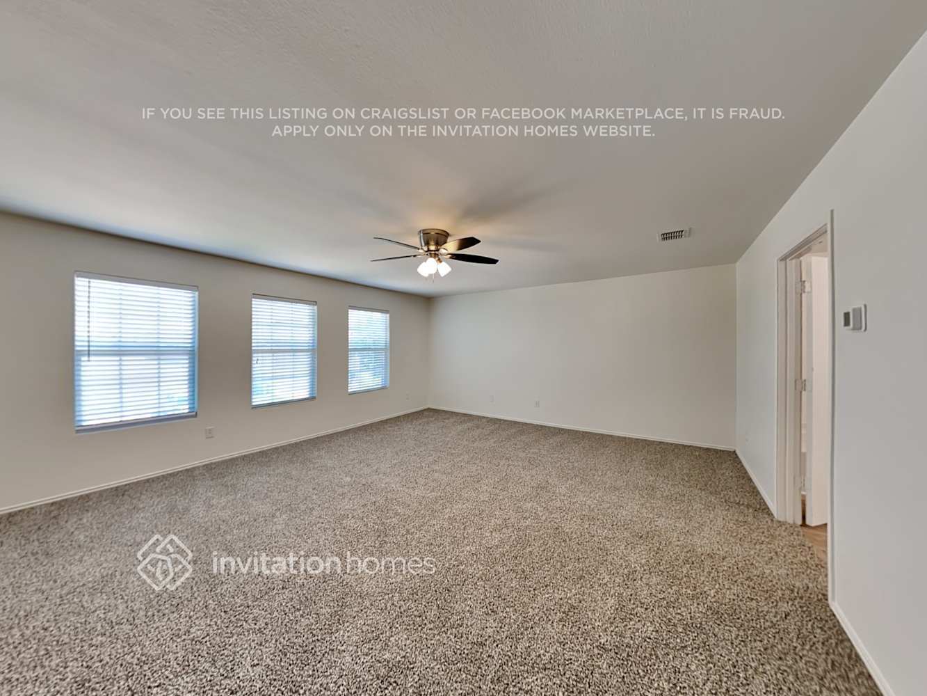 Building Photo - 802 Lazy Bayou Dr