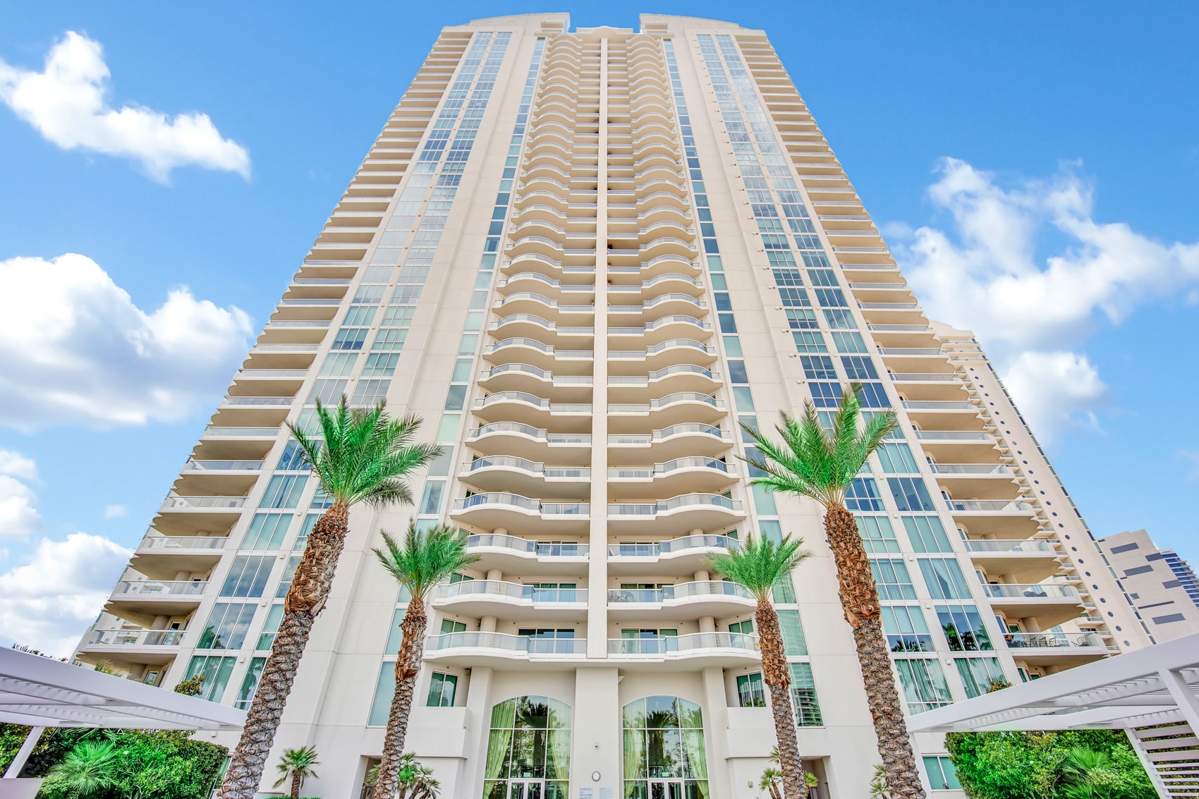 Building Photo - 2777 Paradise Rd