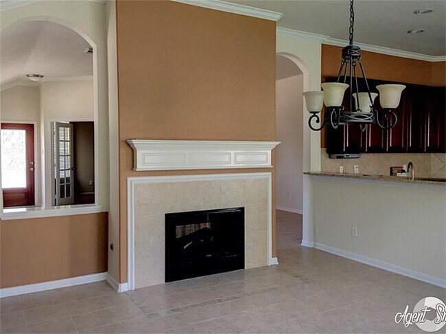 Building Photo - 26427 Cole Trace Ln