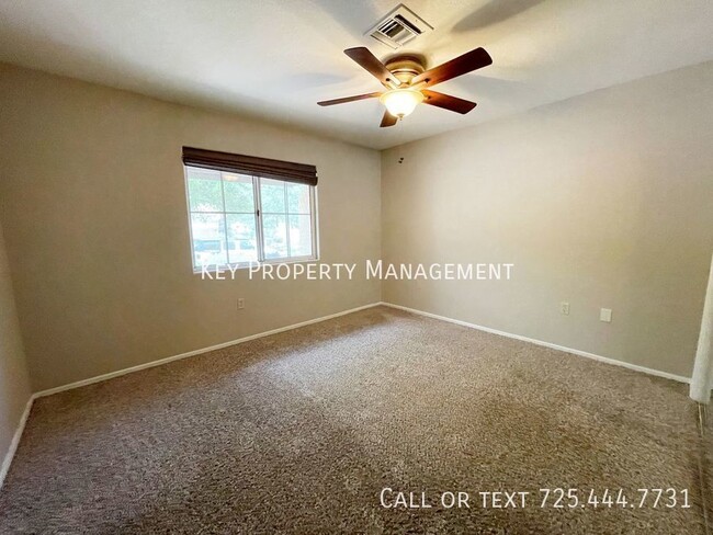 Building Photo - REMODELED 2 BEDROOM 2 BATH TOWNHOME ON THE...