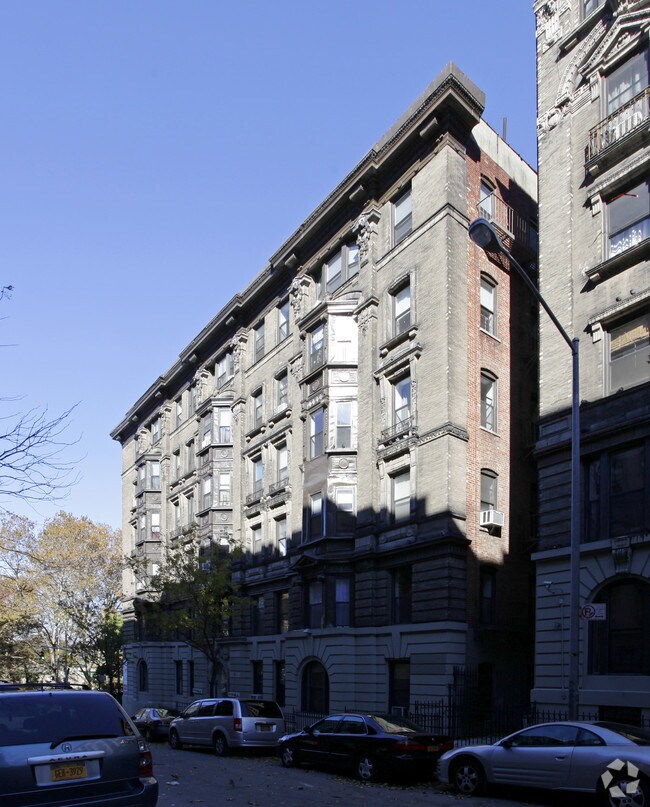 Building Photo - The Westbourne