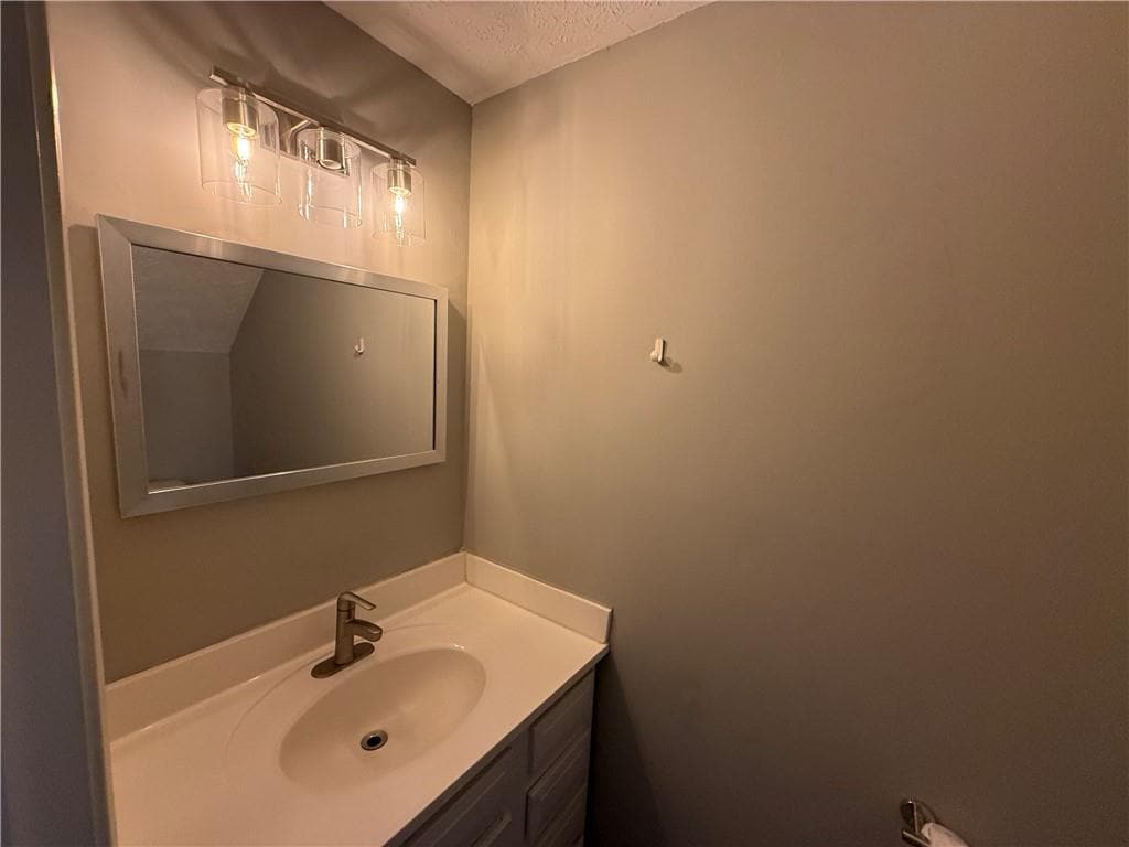Building Photo - 1020 Dassow Ct