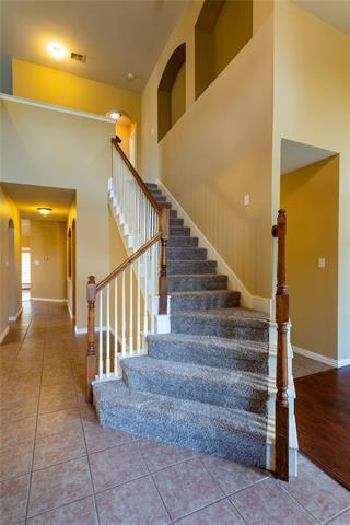 Building Photo - 808 Lake Forest Trl