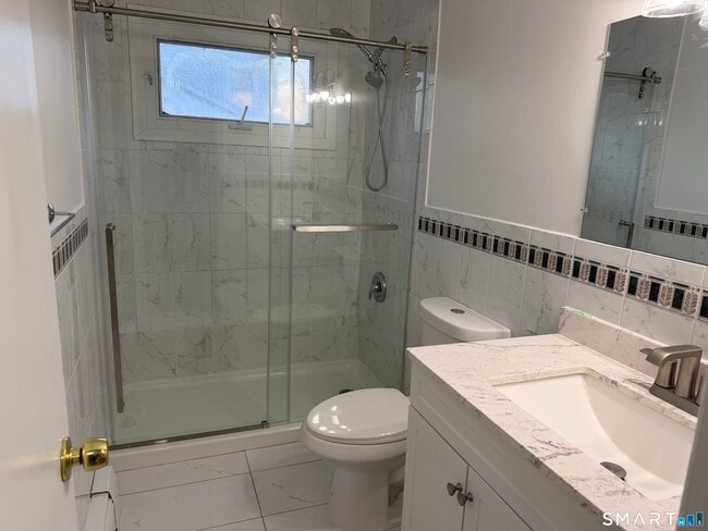 Building Photo - 305 Wiklund Ave