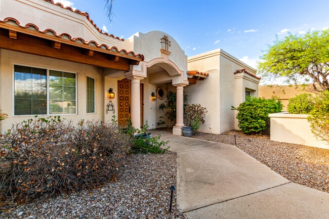 Building Photo - 4667 N Rocky Crest Pl