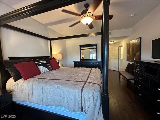 Building Photo - 860 Canterra St