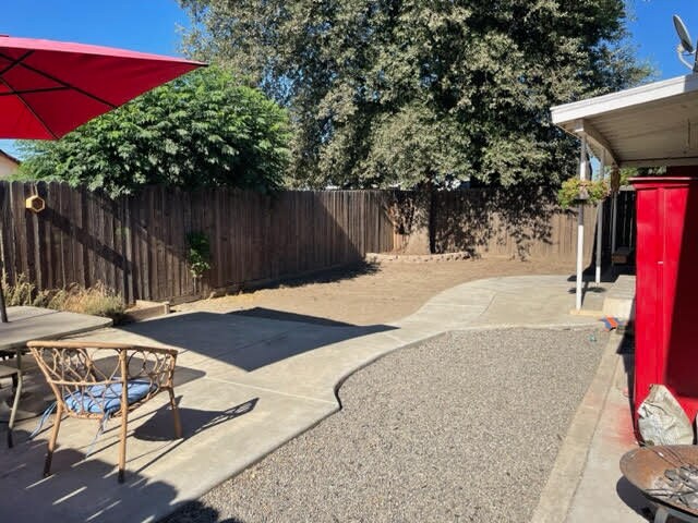 Building Photo - 14082 Hanford Armona Rd