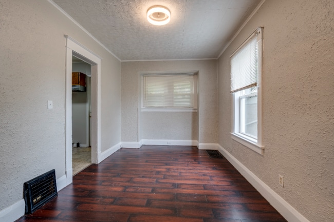 Building Photo - 1481 Berdan Ave