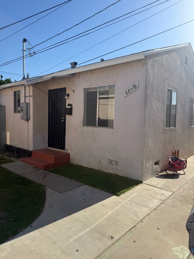 Building Photo - 6811 Chanslor Ave