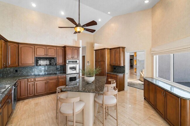 Building Photo - 4440 Woodfield Blvd