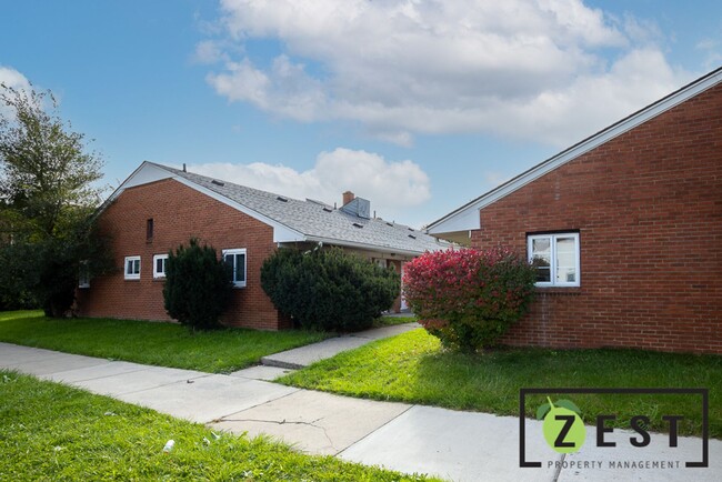 Building Photo - 14825 Joy Rd