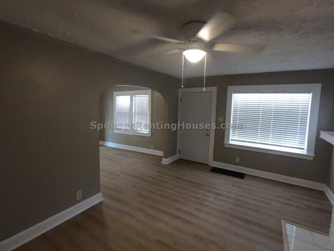 Building Photo - 2020 Brookside Pkwy N Dr