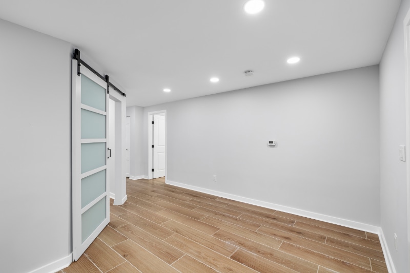 Building Photo - 2306 S San Jose Cir