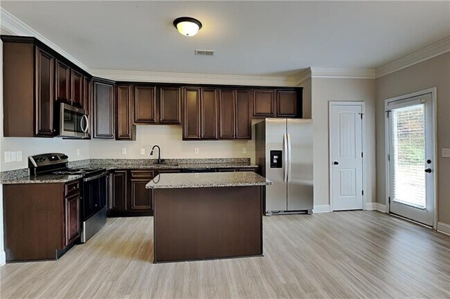 Building Photo - 218 Cranbrooke Dr