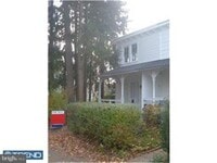 Building Photo - 216 Vernon St