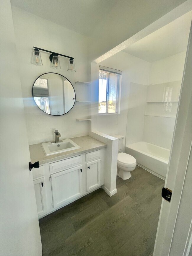 Building Photo - 74077 Cactus Dr