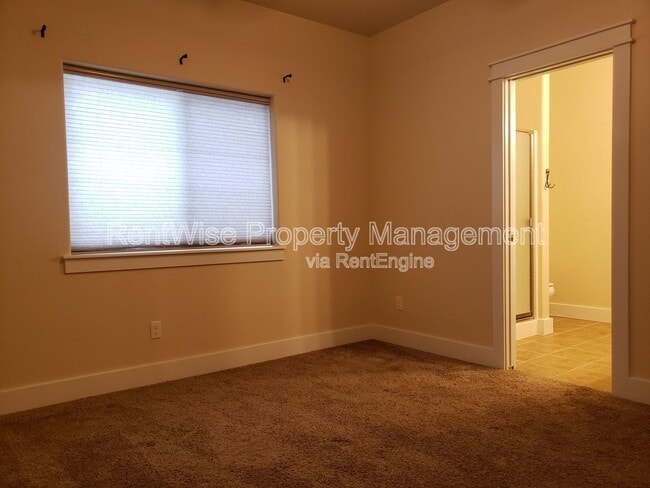 Building Photo - 6260 N Maximus Pl