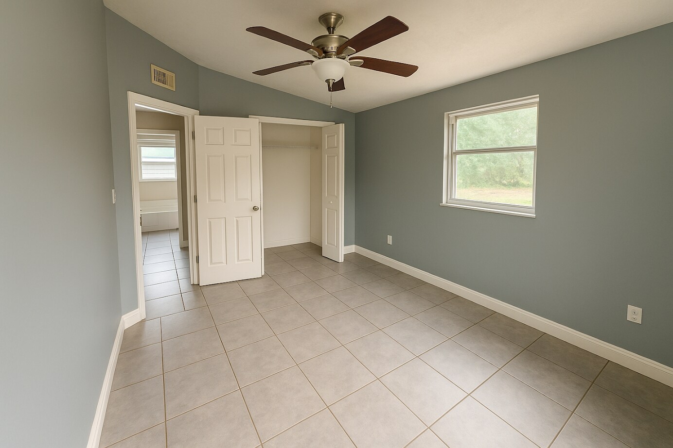 Building Photo - 5321 Davisson Ave