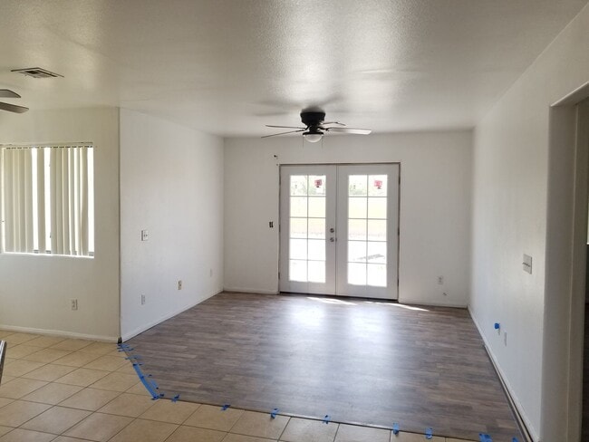 Building Photo - 1273 Court Ave