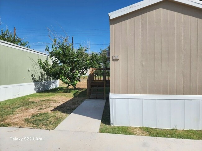 Building Photo - 1126 Gary Terrace