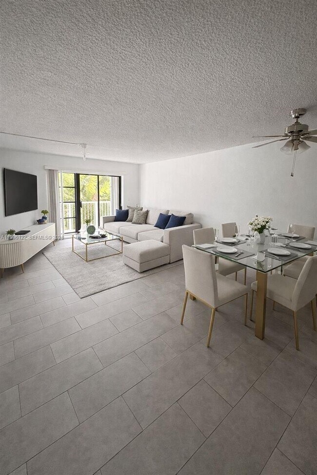 Building Photo - 1220 71st St