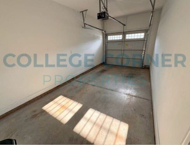 Building Photo - 4964 Wyngate Village Dr