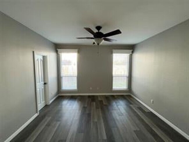 Building Photo - 4-bedroom home in NWISD